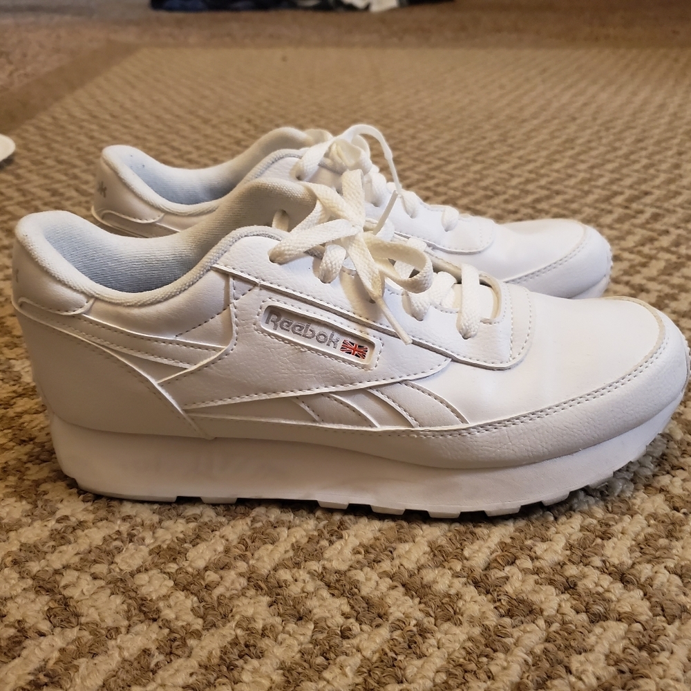 Reebok tennis shoes